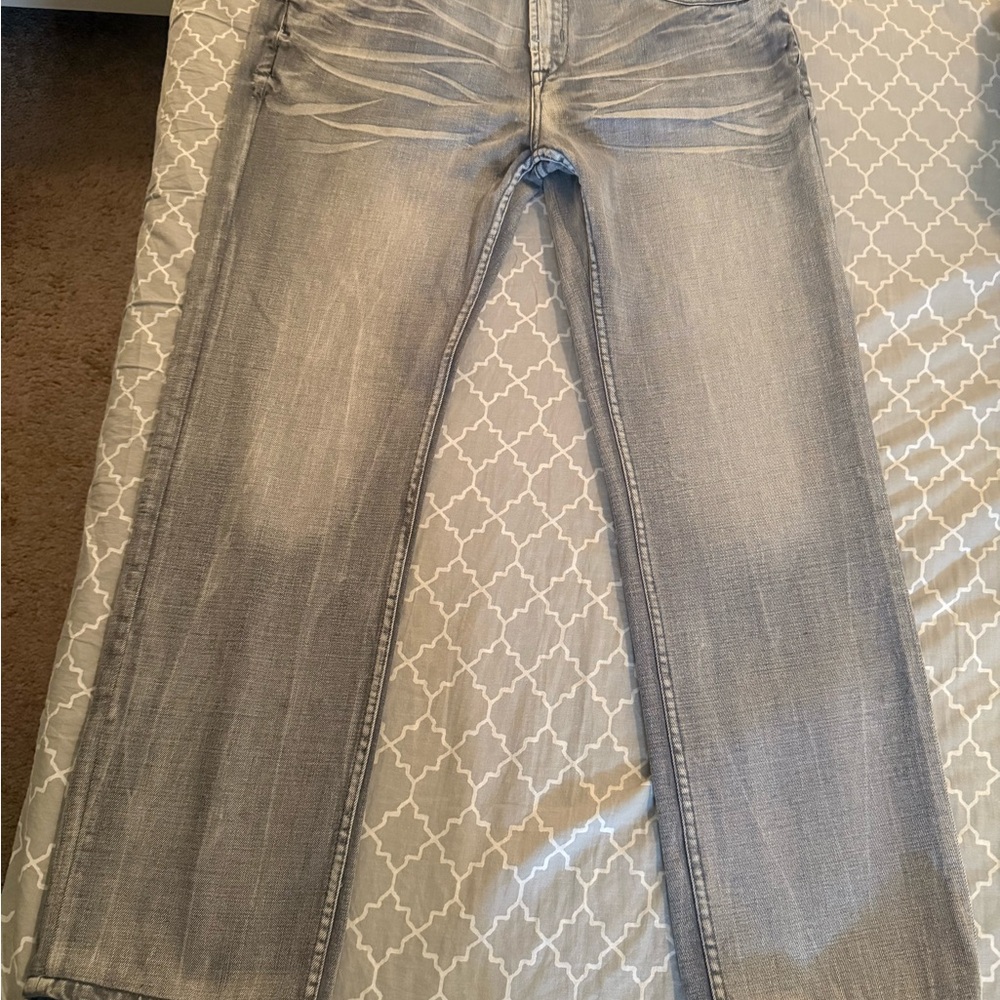 MARC ECKO STRAIGHT FIT CUT